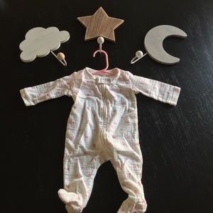 Aden + Anais Muslin Star Print Footed Sleeper
